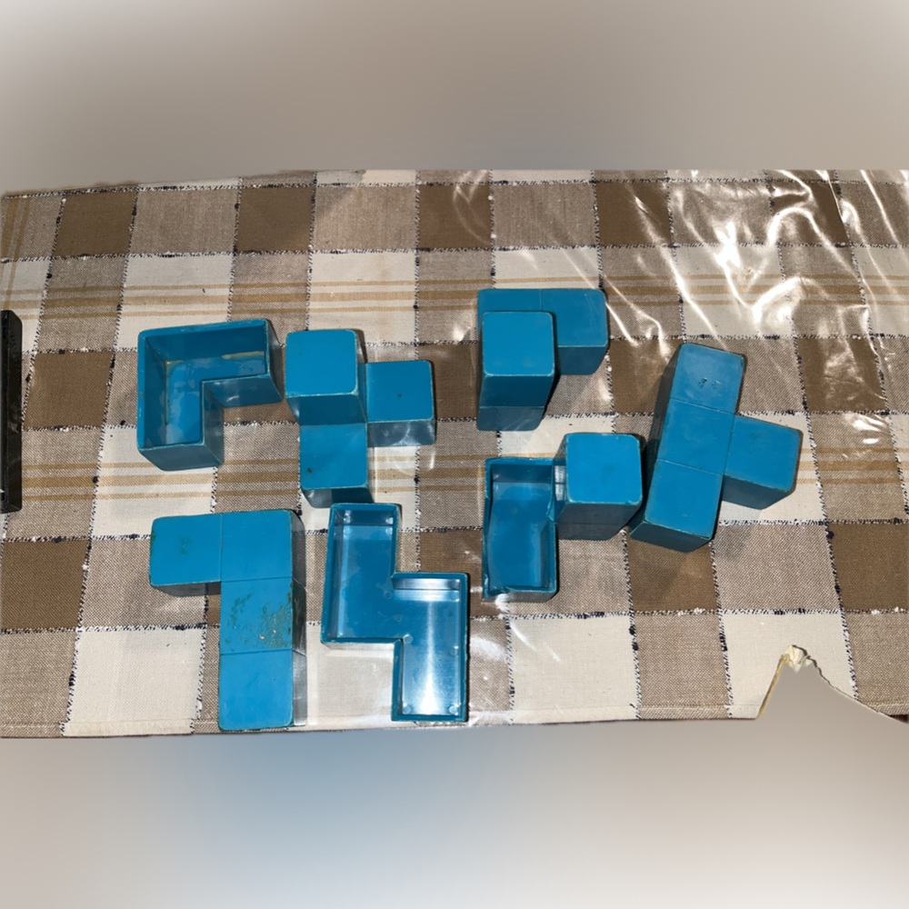 🧩 Vintage 1970s SOMA Cube Puzzle –Complete Blue 7-Piece Set w/ Original Booklet